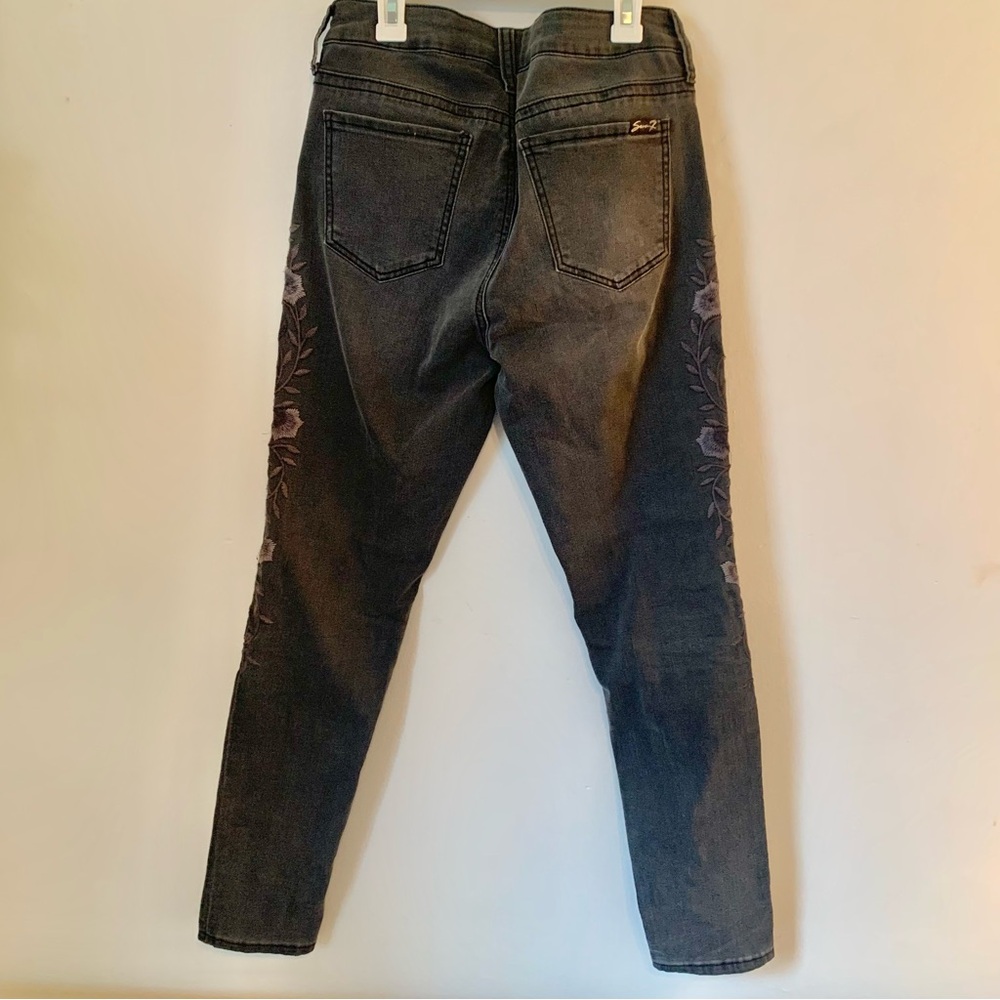 Seven Jeans - Picture 3 of 5